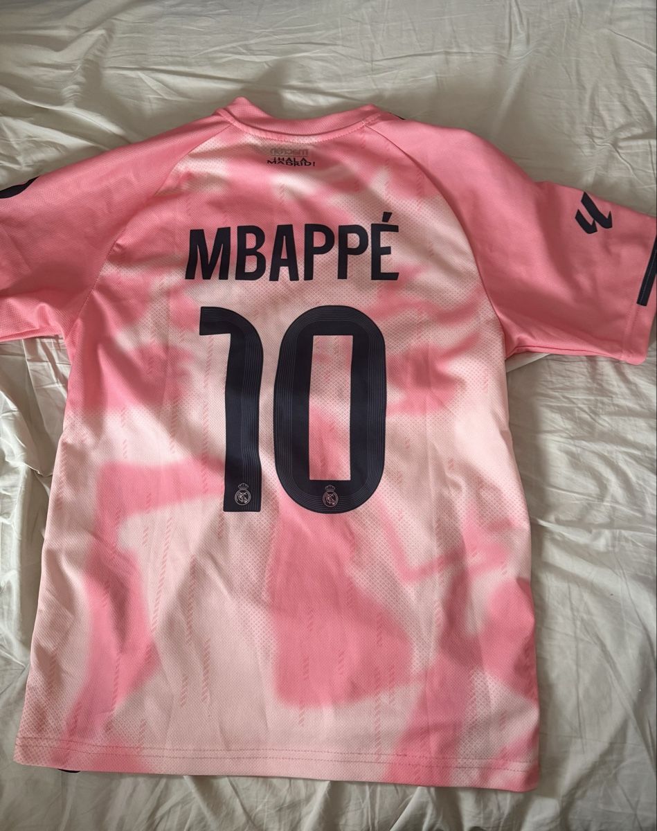 Maillots de corps & Pantalons: Mbappé Trikot Kids – D'occasion à Biel/Bienne par Husseinsheikho 1