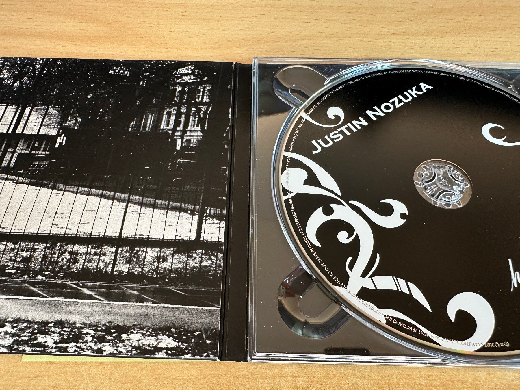 CD: Justin Nozuka – Holly – Usato da Rikon im Tösstal venduto da Alpenmutz 2