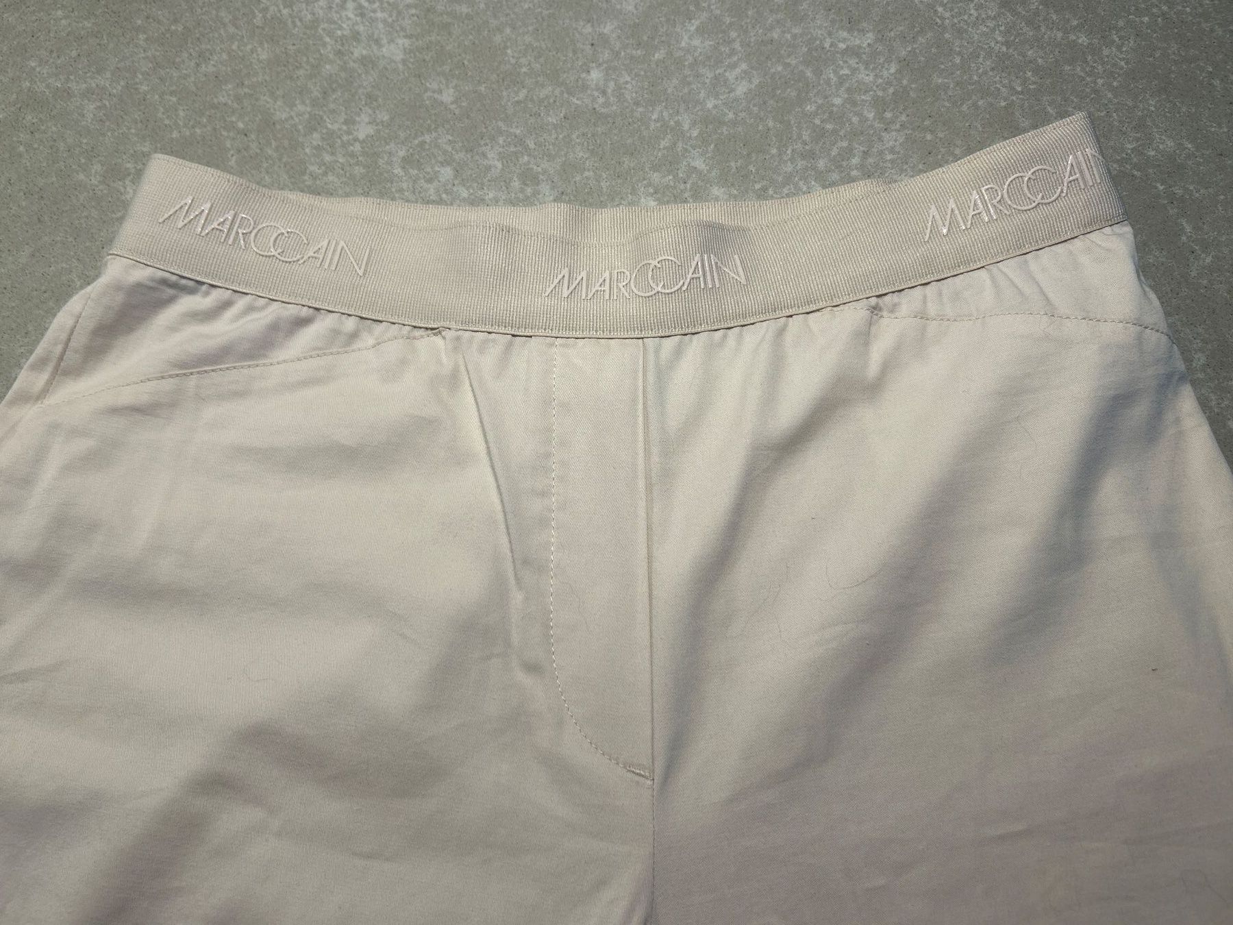 Marc Cain Pantalons: Sommerhose hellbeige von Marc Cain Gr. W28 – D'occasion à Brunnen par Nala2929 3