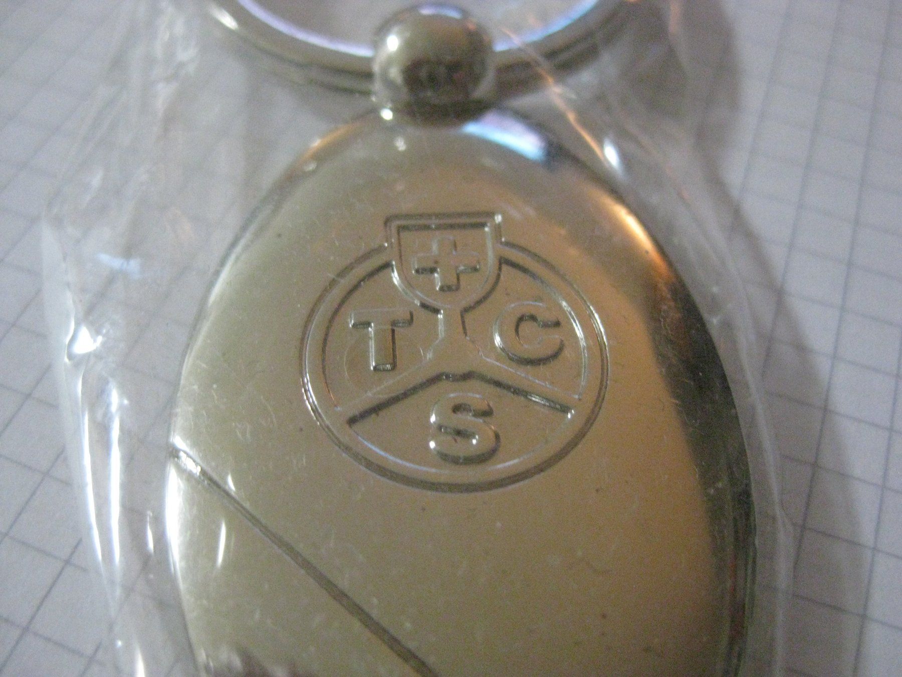 TCS Schlüsselanhänger & - bänder: TCS Schlüsselanhänger – Neu (gemäss Beschreibung) aus Münchenbuchsee von neuwertig-gespart 2