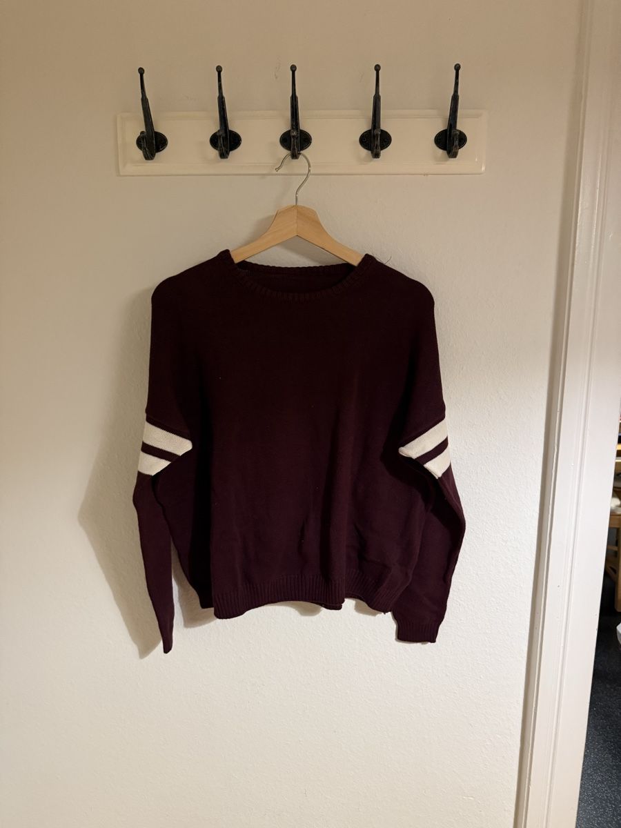 Brandy Melville Maglioni & Felpe: Dunkelroter Strickpullover von Brandy Melville, Onesize – Usato da Bern venduto da katystrophal