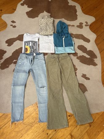 Kleiderpaket Mädchen Grösse 134 verschiedene Marken