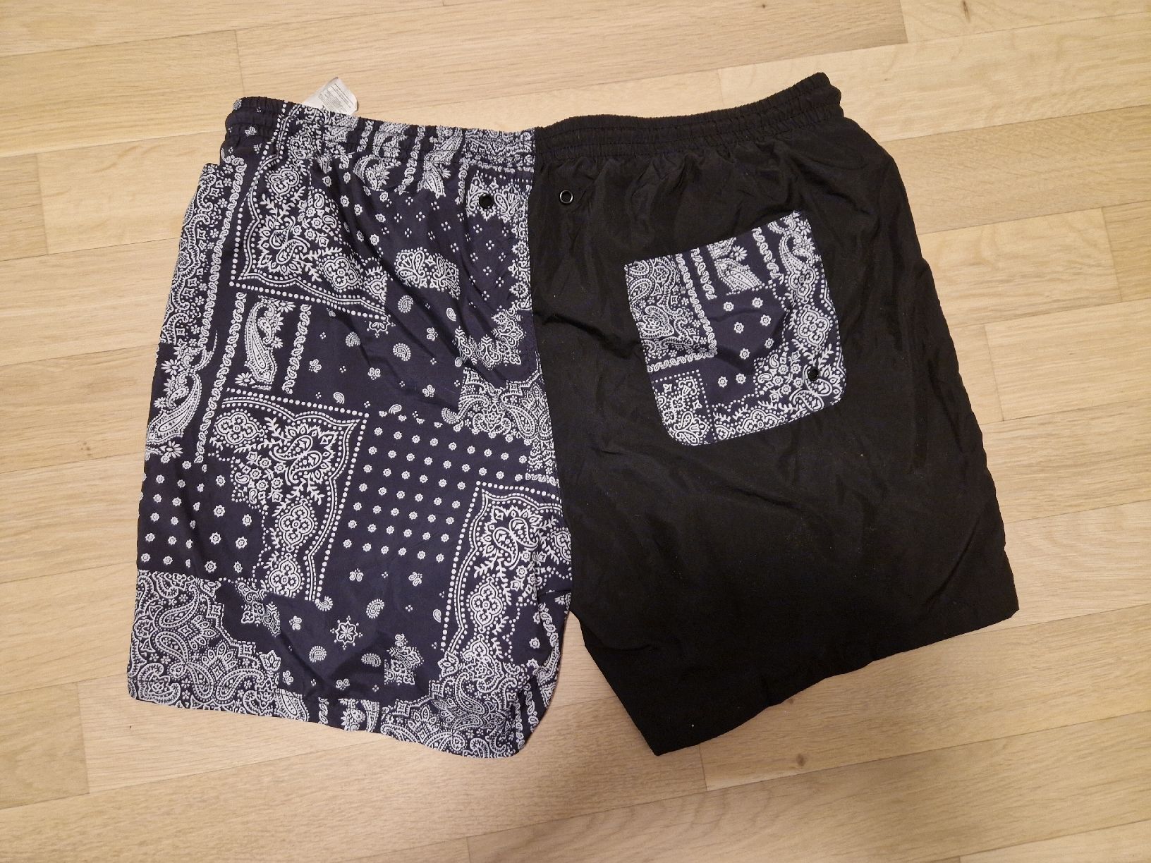 Costumi da bagno: Bandana Badehose, L – Usato da Aesch BL venduto da Basilisk27 1