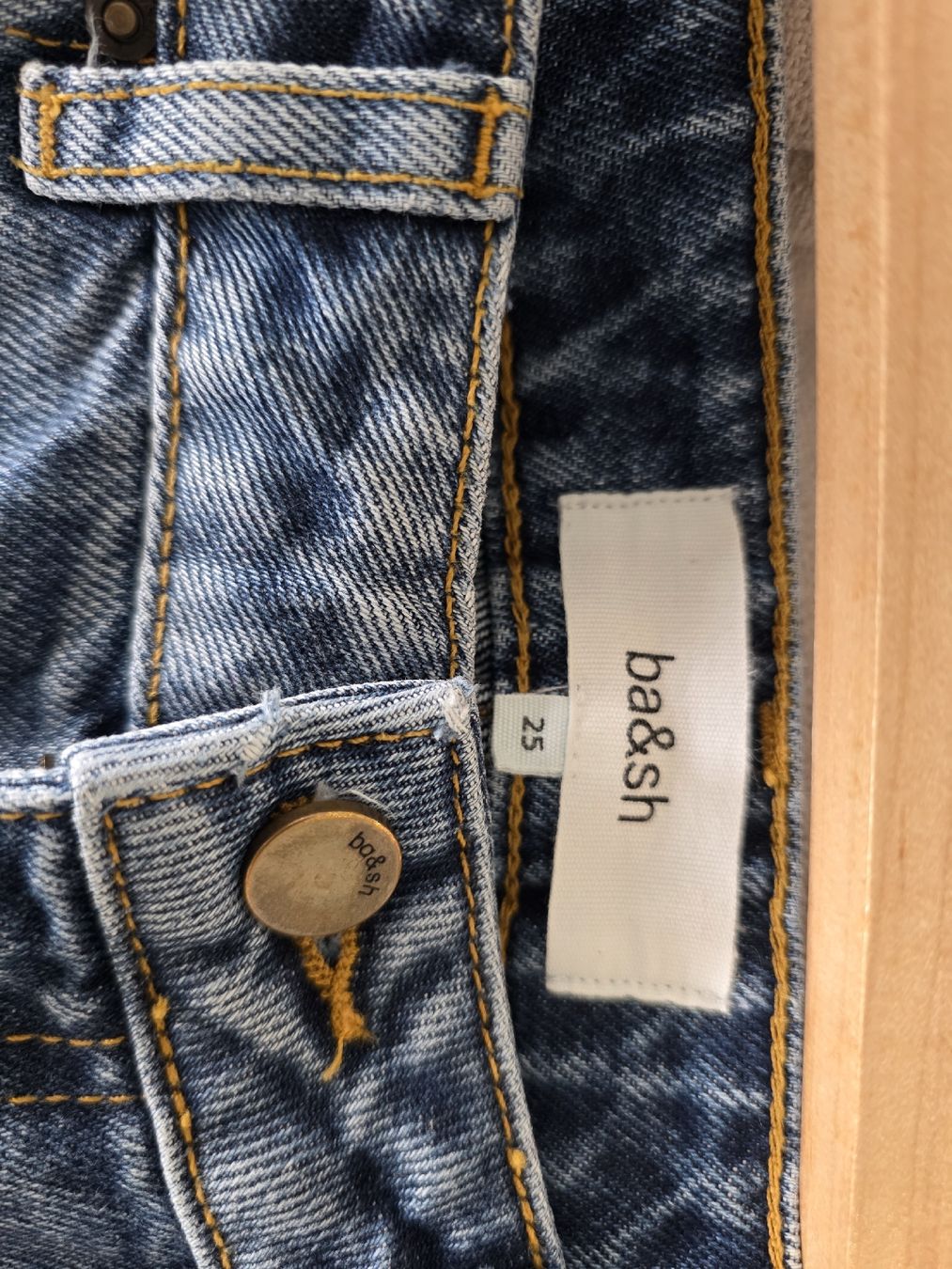 Ba&Sh Jeans: Jeans femme Bash neuf - taille 34 – Nuovo (secondo la descrizione) da Courgevaux venduto da AT12 5