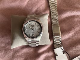 Seiko 5 Automatik SNXS73 Japan mit hochwertigem Armband