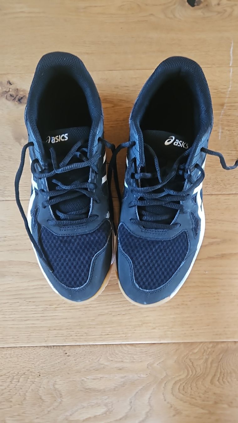 Asics Herrenschuhe: Asics Hallenschuhe – Gebraucht aus Rafz von Thomas1604