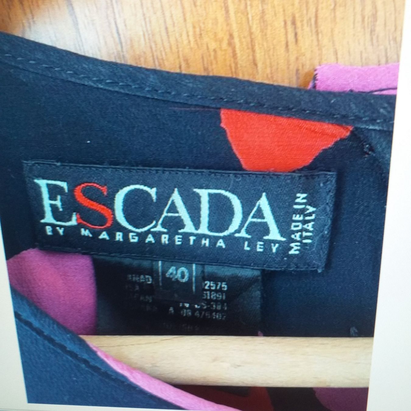 Vestiti: ESCADA Kleid mit Blumenmuster, 100% Seide Gr. 38 – Usato da Wünnewil venduto da 04Blume 2