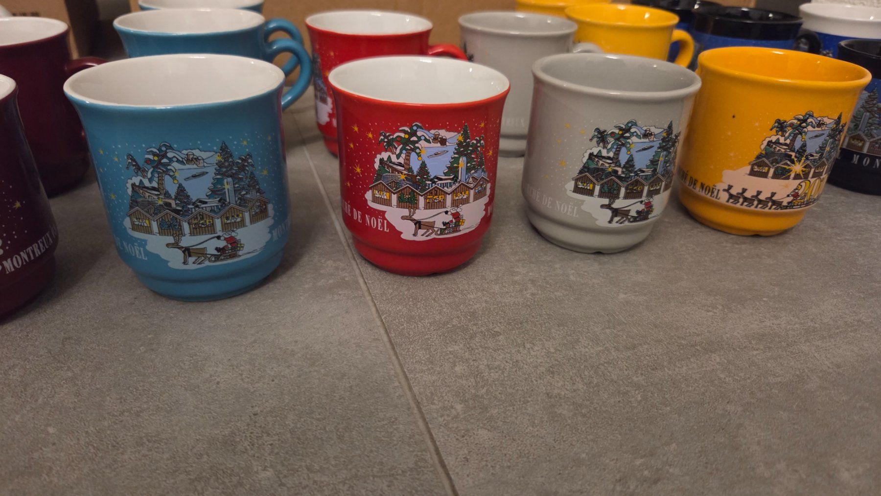 Tazze: Tasse Montreux Noël – Nuovo (secondo la descrizione) da Corseaux venduto da 4CAHUETE 1