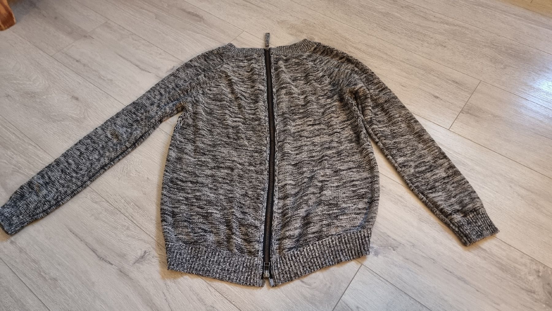 S.Oliver Maglioni & Felpe: Stylischer Damenpullover mit Rückverschluss Gr. S Oliver top – Nuovo (secondo la descrizione) da Wigoltingen venduto da Zuckerfee84 1