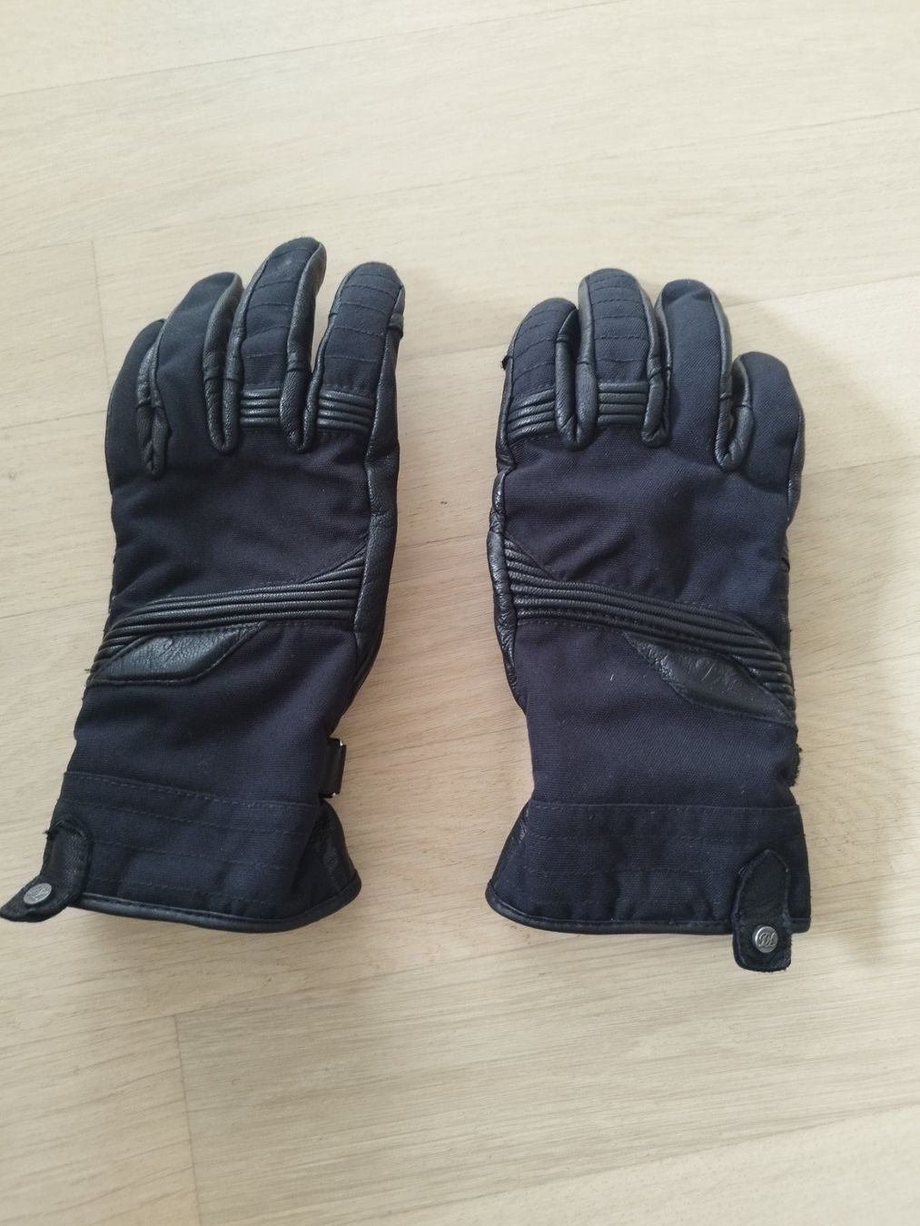 Guanti & manicotti: Motorrad Sommerhandschuhe (Damen) – Usato da Bülach venduto da verasara 1