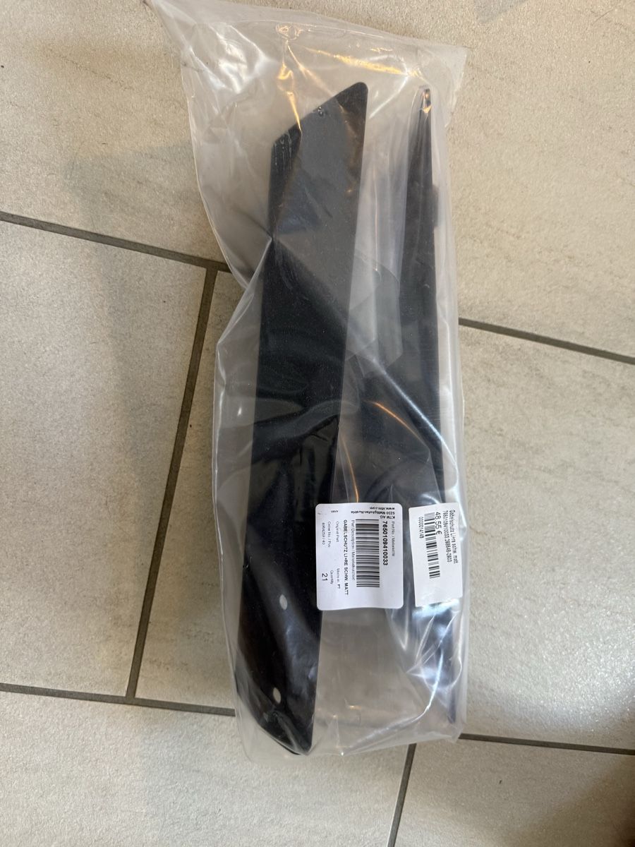 Strada: Ktm Pastik schwarz – Nuovo (secondo la descrizione) da Hüntwangen venduto da mig_b285 4