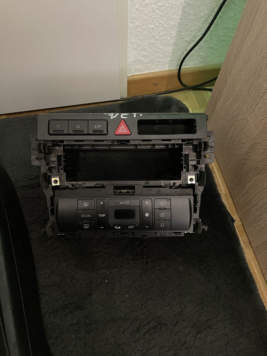 Audi Toutes les pièces auto: Audi A4 B5 Facelift Konsole – D'occasion à Endingen par rubenrocha2003 2