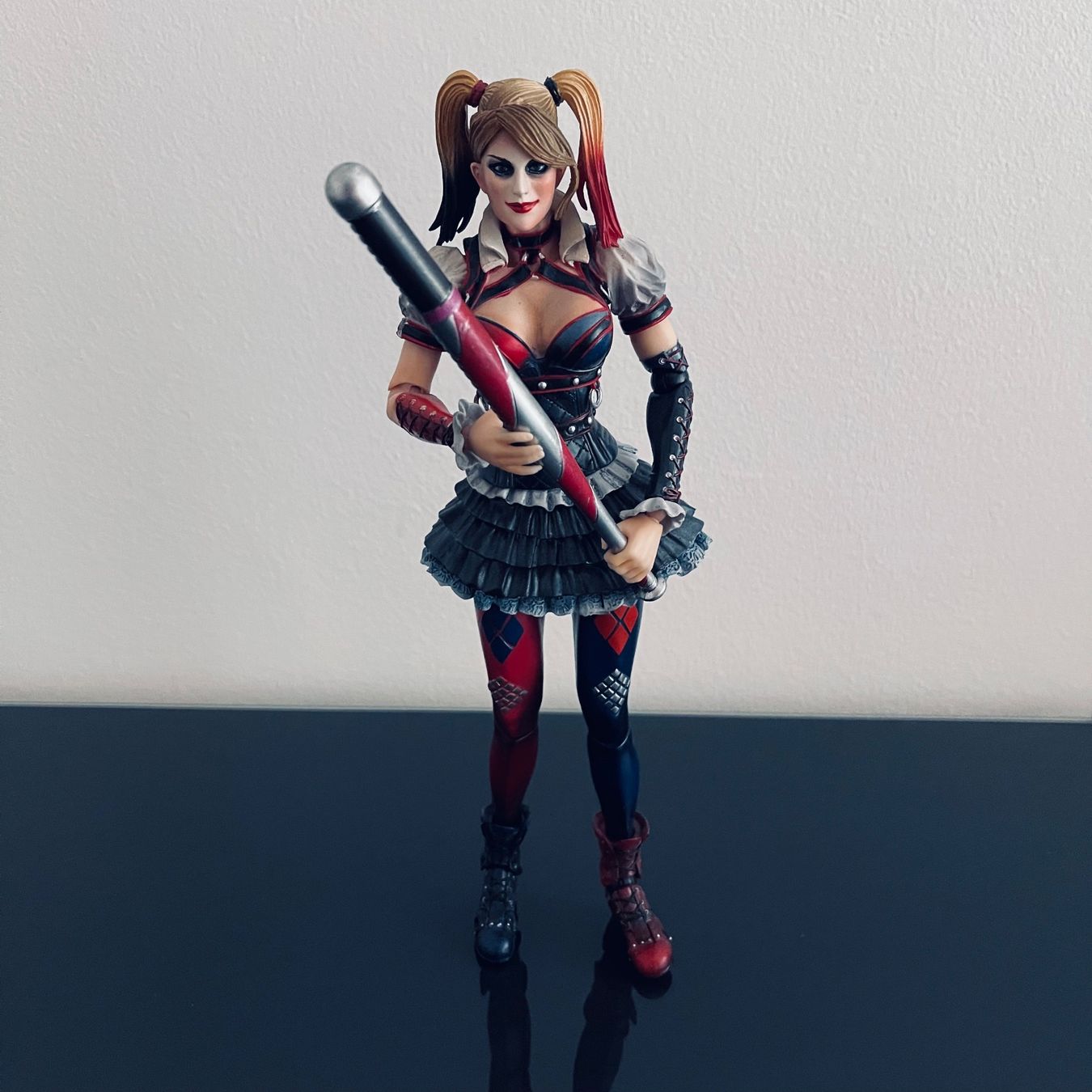 Statuette: Harley Quinn Figur ca. 24 cm – Usato da Reinach BL venduto da Graphix