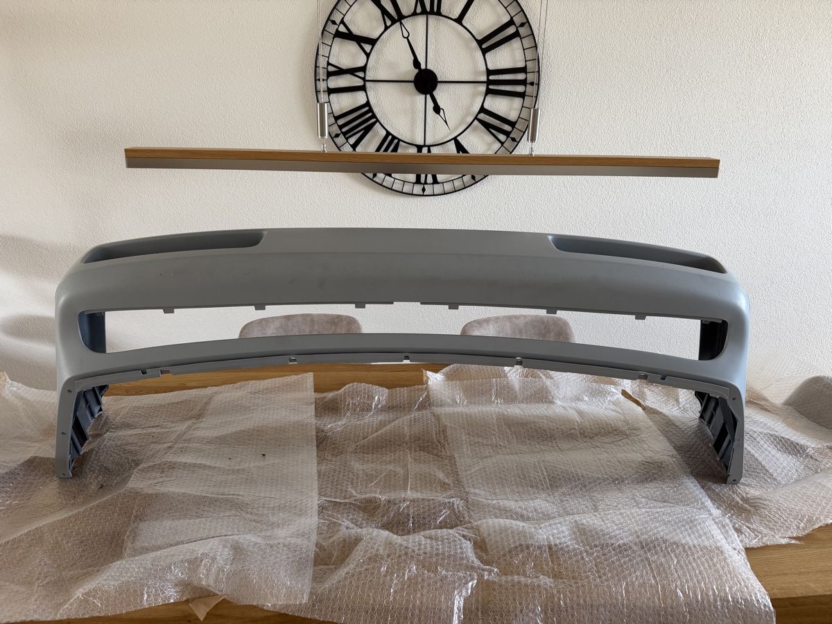 Volkswagen Alle Autoersatzteile: Originale Neue / US Corrado Frontstossstange / G60 / VR6  – Neu und originalverpackt aus Oberkirch LU von Feuerpferd 2