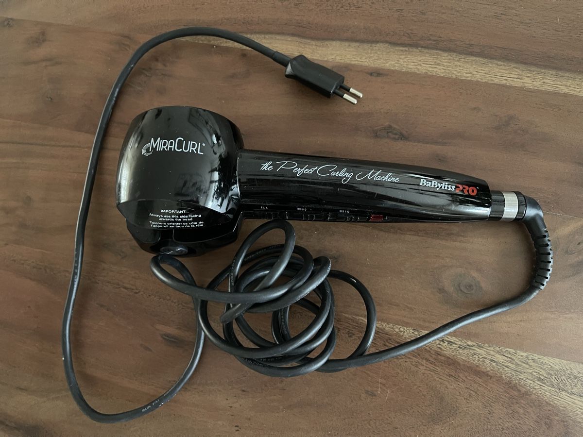 BaByliss Piastre & Arricciacapelli: Babyliss MiraCurl Pro 230  – Usato da Stallikon venduto da oez6e