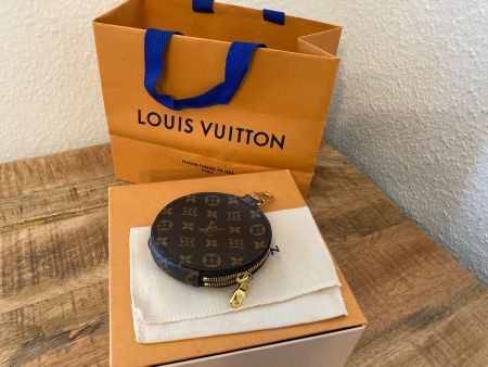Louis Vuitton coin purse zum einhängen an eine Tasche