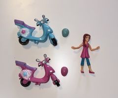 Spielfigur inklusive Roller und Helm