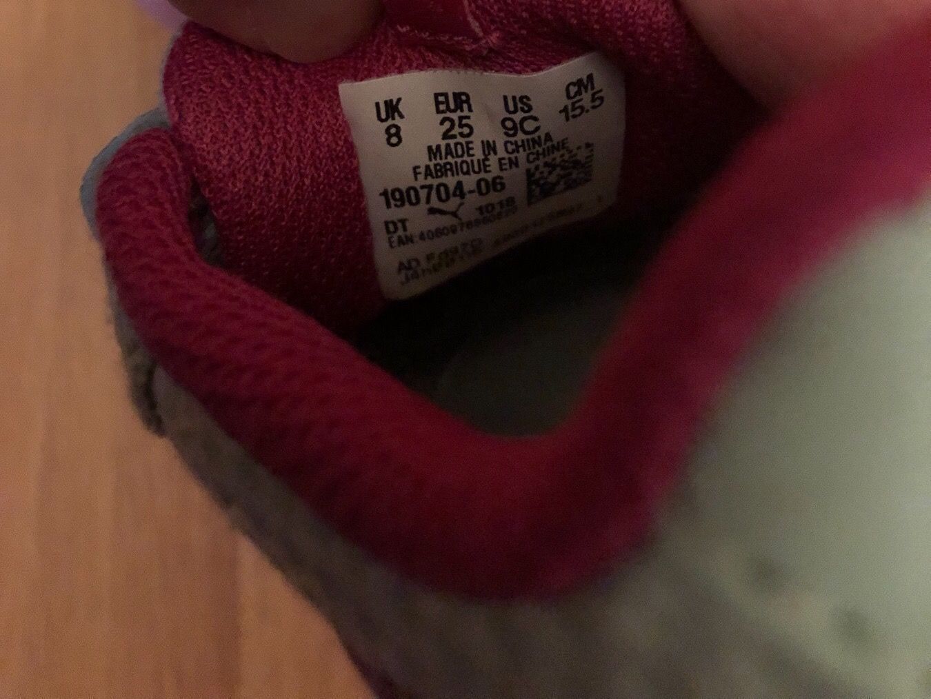 Puma Schuhe für Mädchen: Puma Schuhe Gr. 25 – Gebraucht aus Emmenbrücke von JJ_89 2