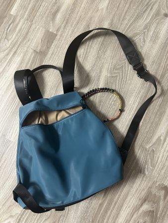 Trendiger Damen Rucksack, neuwertig, ideal für den Sommer!