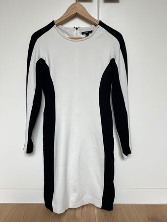 Elegantes Kleid von Mango, Grösse M, schwarz/weiss