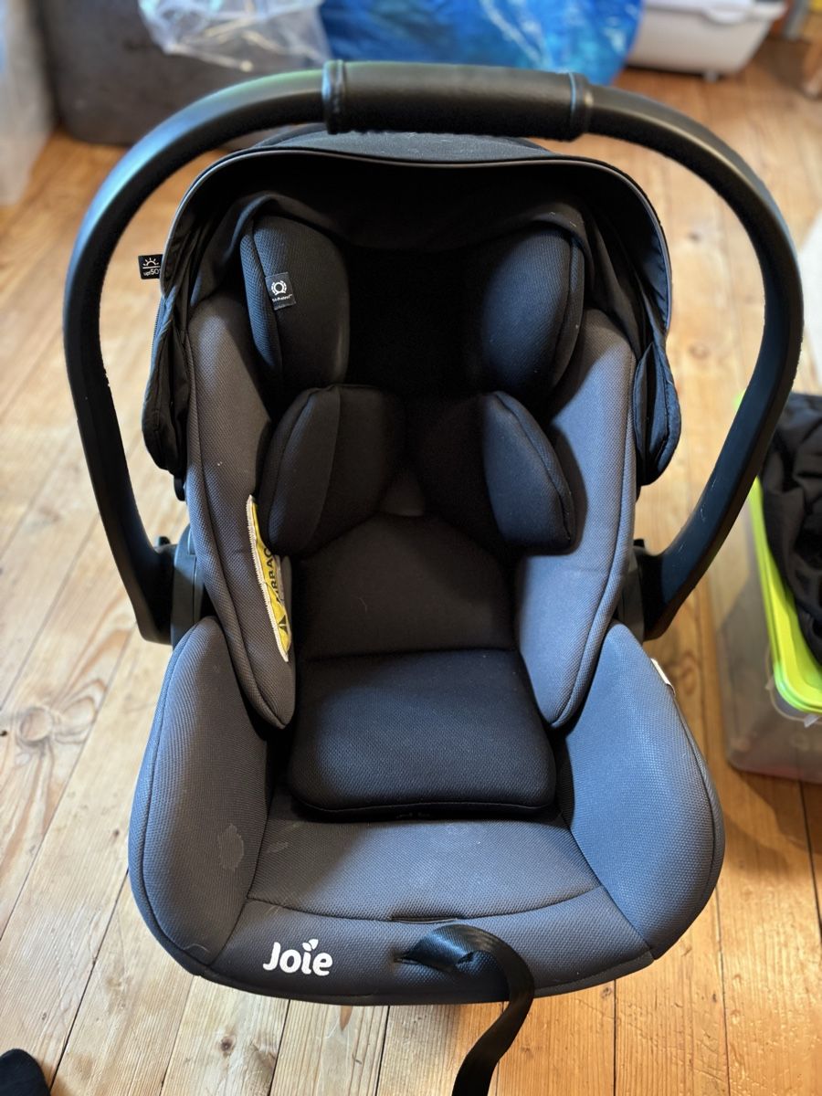 Joie Seggiolini per auto: Babyschale Joie i-Level inkl. Base – Usato da Dittingen venduto da PaulBommel