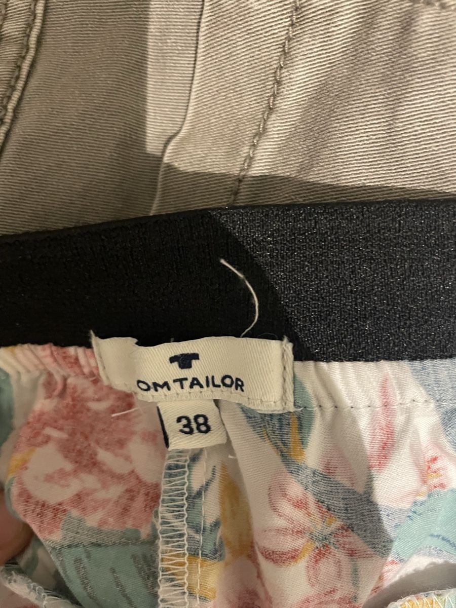 Tom Tailor Hosen: Bunter Sommerhose Tom Tailor – Gebraucht aus Chur von buc_6tcp 2