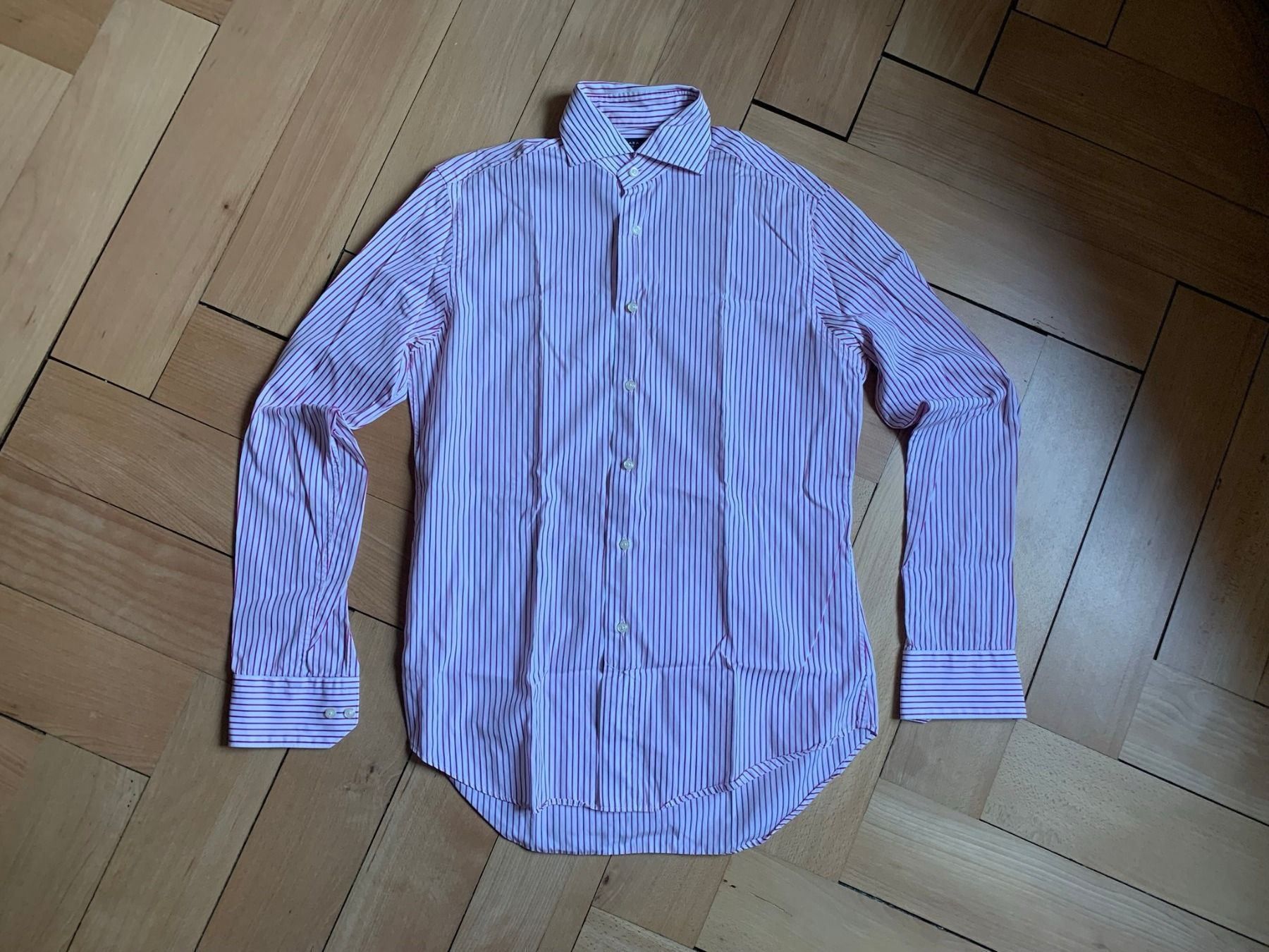 Zara Camicie: ZARA - Hemd weiss-fuchsia gestreift M – Usato da Zürich venduto da Diazaio