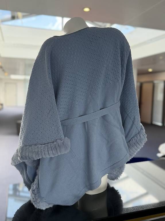 Altro in Moda donna: Max & Moi Poncho/Strickteil - Gr. 38  – Usato da Steinhausen venduto da deikoon 2
