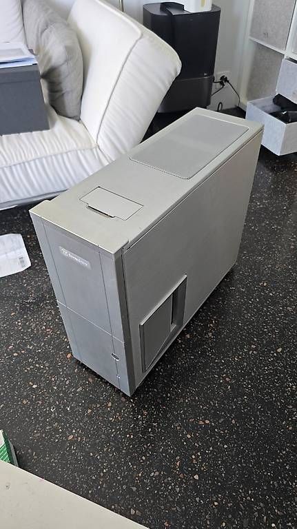 Gehäuse: SilverStone Alu-PC-Gehäuse / mit Komponenten, ungeprüft – Gebraucht aus Zürich von Christian_FB 4