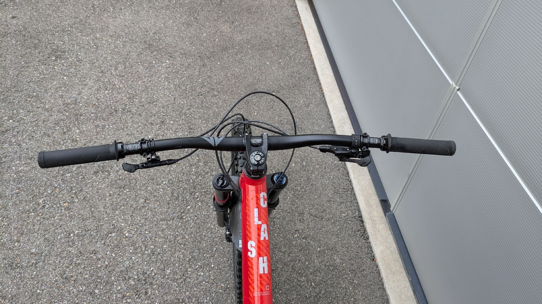 Commencal Biciclette: Commencal Clash Enduro MTB – Usato da Ibach venduto da fuechsel77 4