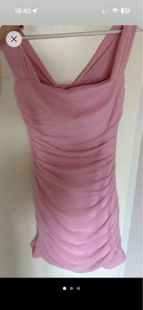 Robe courte Hollister rose froncée taille S 