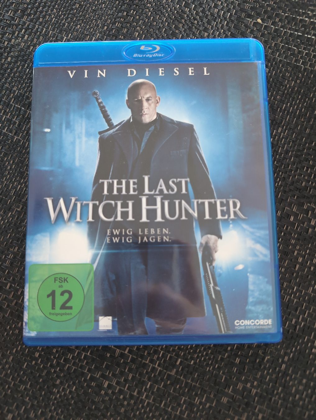 Tutti i DVDs: Bluray Disc. The last Witchhunter – Usato da Jona venduto da Schaniarle