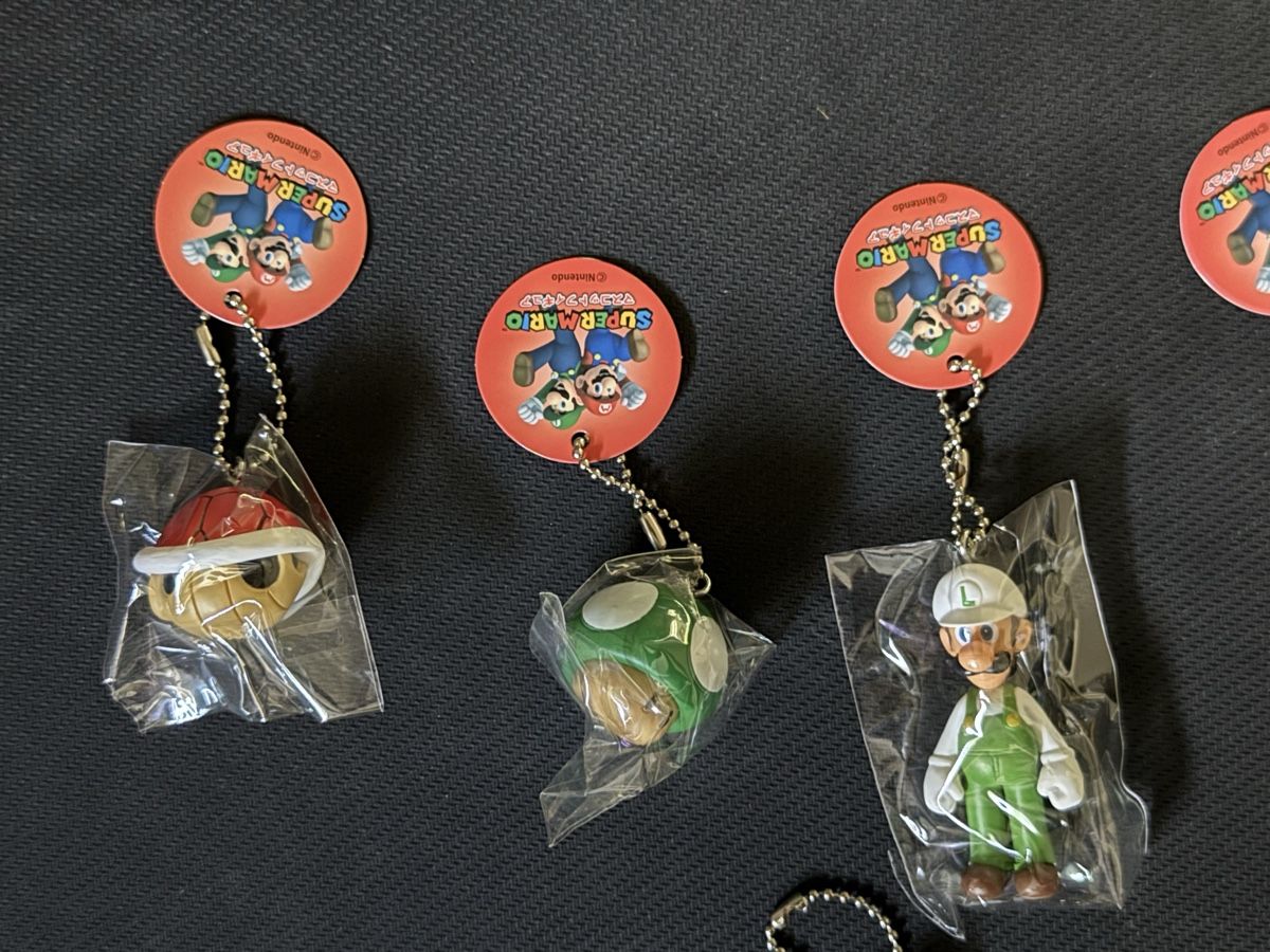 Porte-clés: Nintendo - Super Mario 8x Keychains – Neuf avec emballage d'origine à Uvrier par sauma85 1
