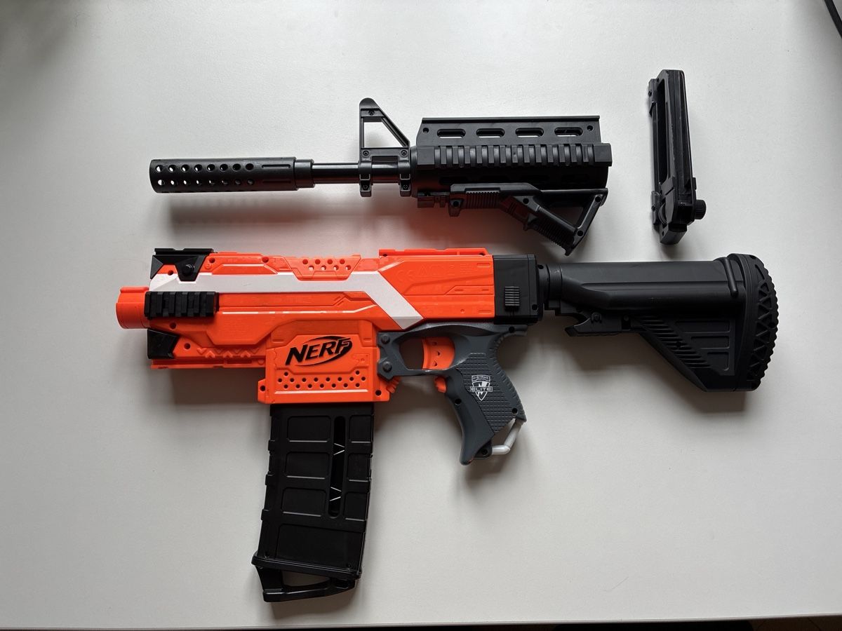Nerf Jouets: NERF Stryfe + Blastet Parts – D'occasion à Bern par Matteooderso 1
