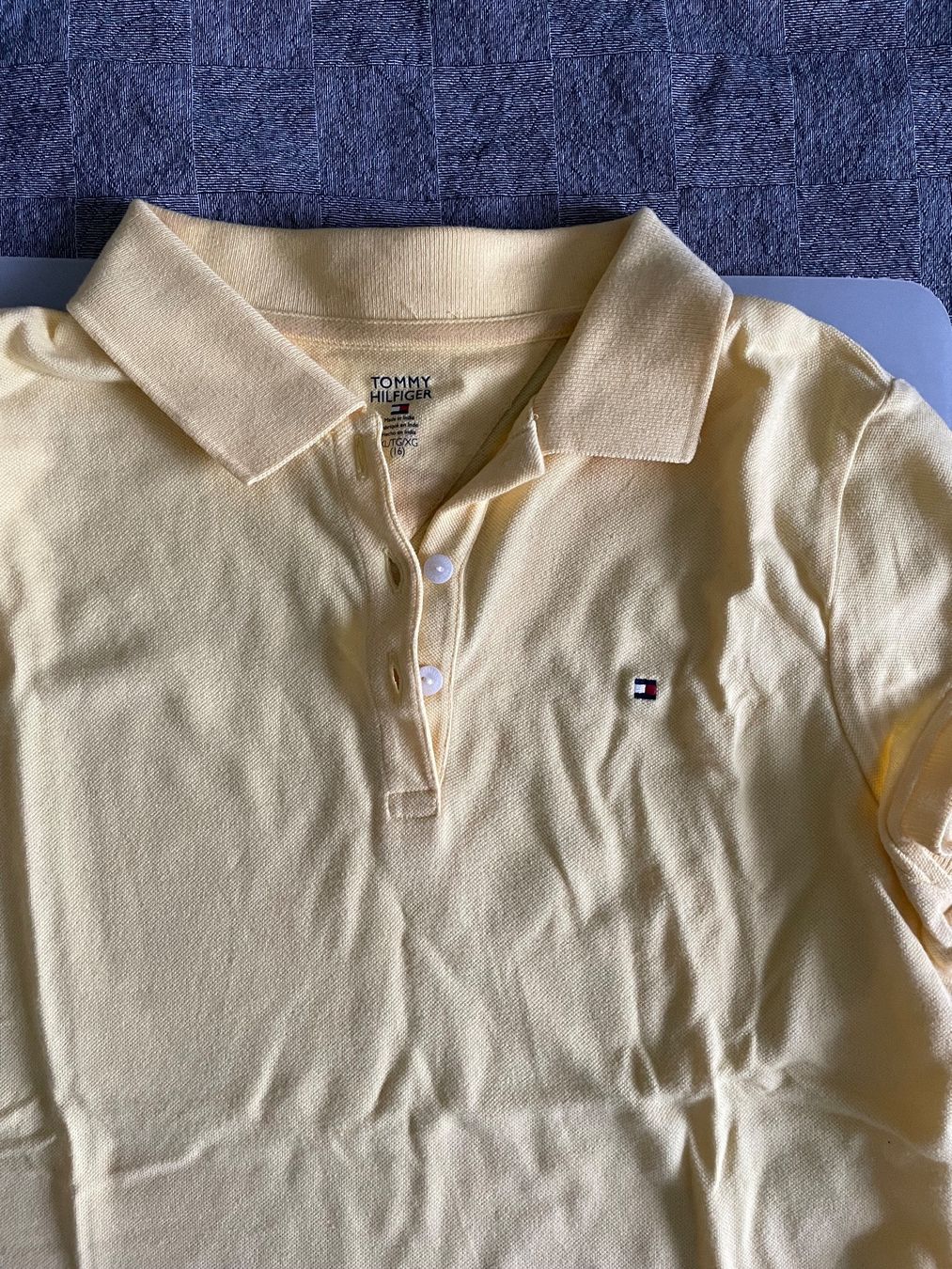 Tommy Hilfiger Camicette, T-shirt & Top: Polo jaune – Usato da Biel/Bienne venduto da lisalrh 2