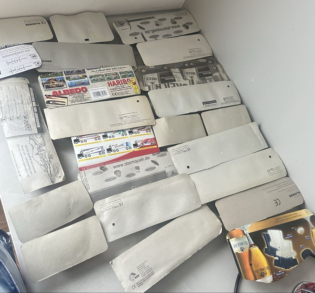 Modellbausätze & Standmodelle: 23 verpackte Werbeautos / Werbe-LKWs – Gebraucht aus Nebikon von Vanessa2003 1
