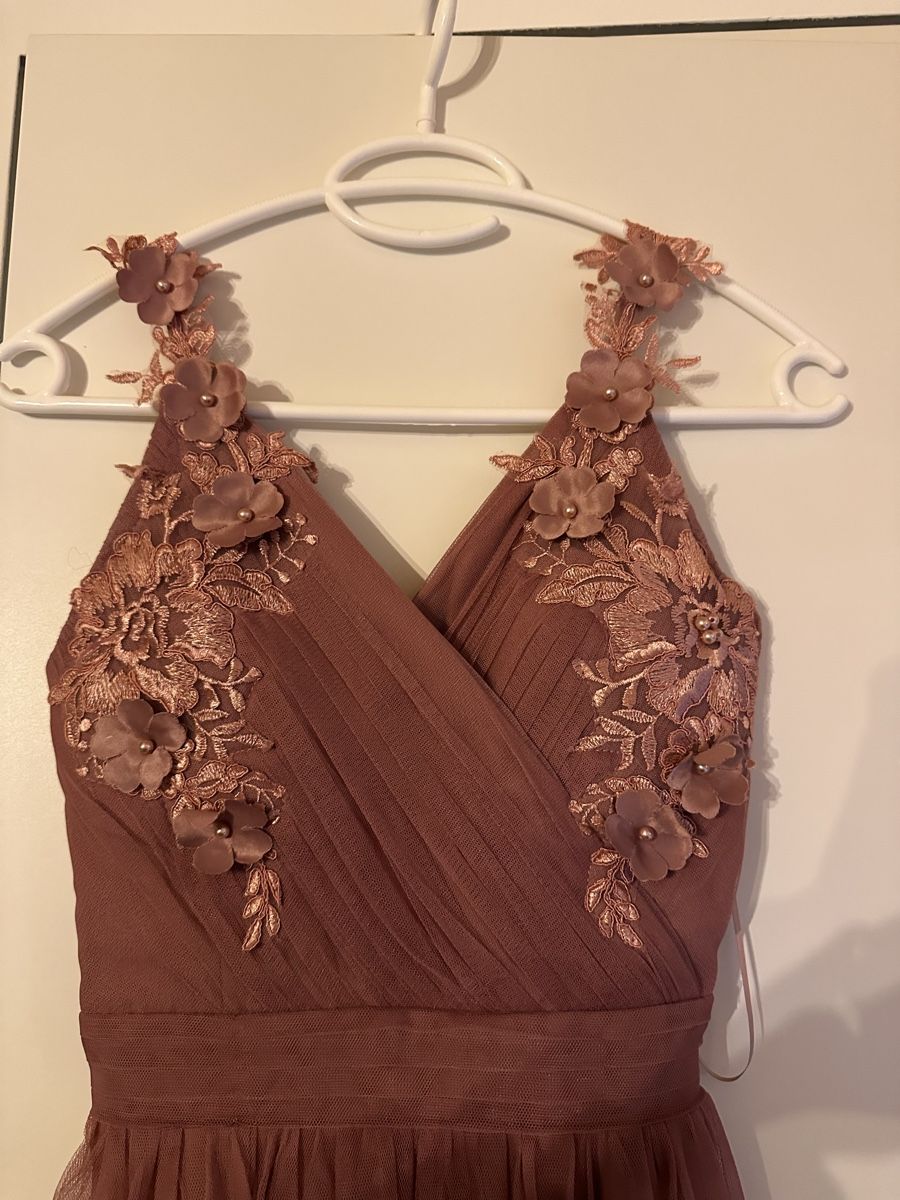 Vestiti: Elegantes Abendkleid mit Blumenapplikation – Usato da Romanshorn venduto da laa_279h 2