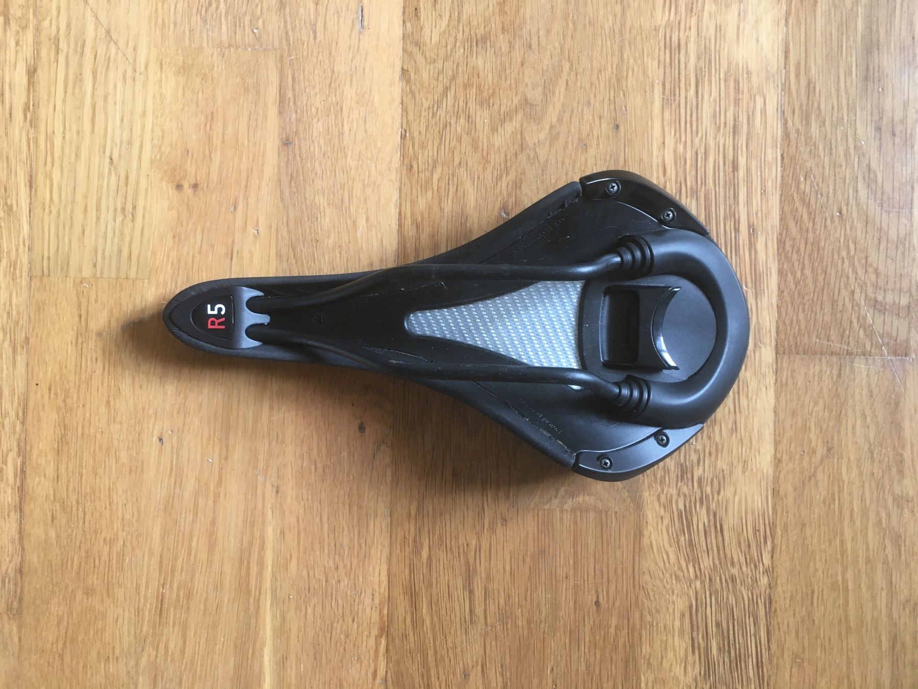 Fizik Pezzi di ricambio: Velosattel Fizik Aliante R5 – Usato da Niederscherli venduto da noa_tc6b 1