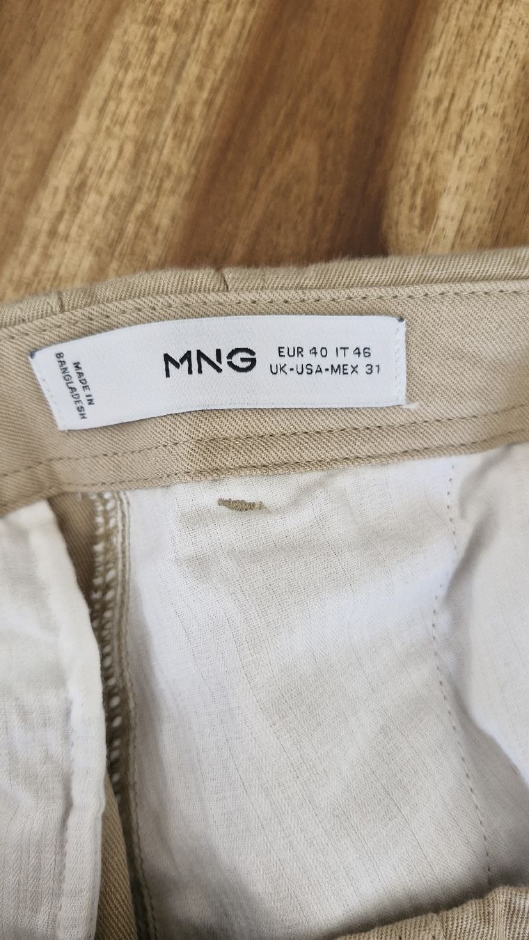 Mango Hosen: Pants by Mango – Gebraucht aus Fällanden von elia_cicho 2