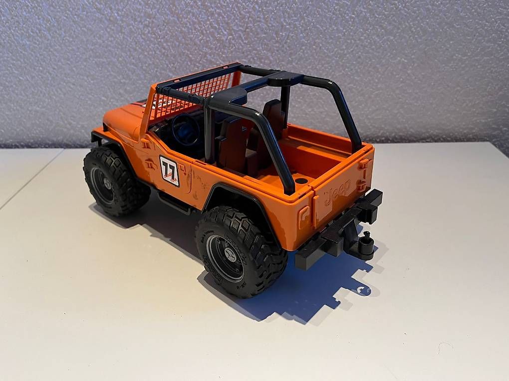 Giocattoli: 2 Bruder Jeeps – Usato da Gross venduto da Rocks1 2