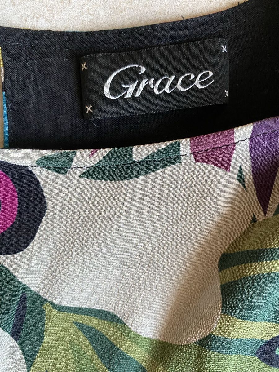 Grace Vestiti: KLEID SEIDE GRACE – Nuovo (secondo la descrizione) da Eglisau venduto da Lara0 2