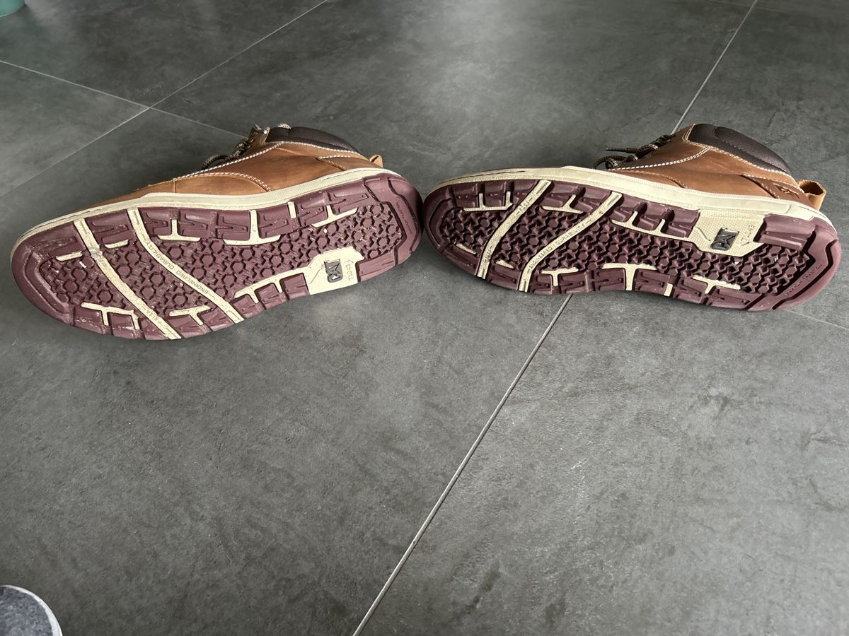 Caterpillar Scarpe da uomo: Chaussures CAT 46 – Usato da Yens venduto da Chriis 2
