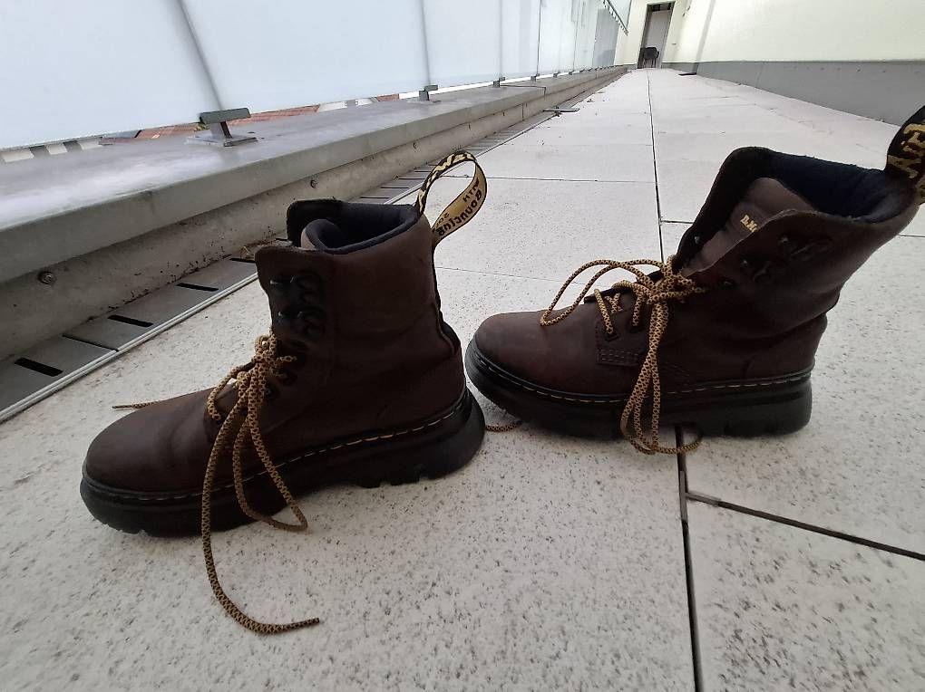Chaussures femmes: Dr. Martens Damenschuh – D'occasion à Dietikon par Liinushkaaa 3
