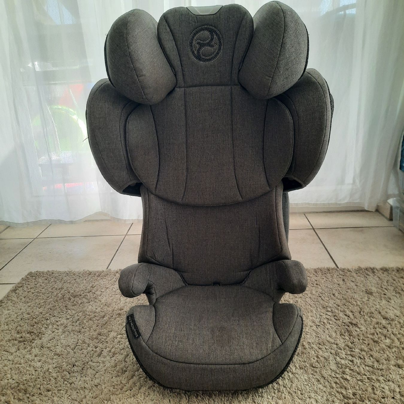 Cybex Seggiolini per auto: Cybex Solution Z-fix Gr. 2/3 15-36kg Kindersitz grau – Usato da Niederbuchsiten venduto da Cheasily 5