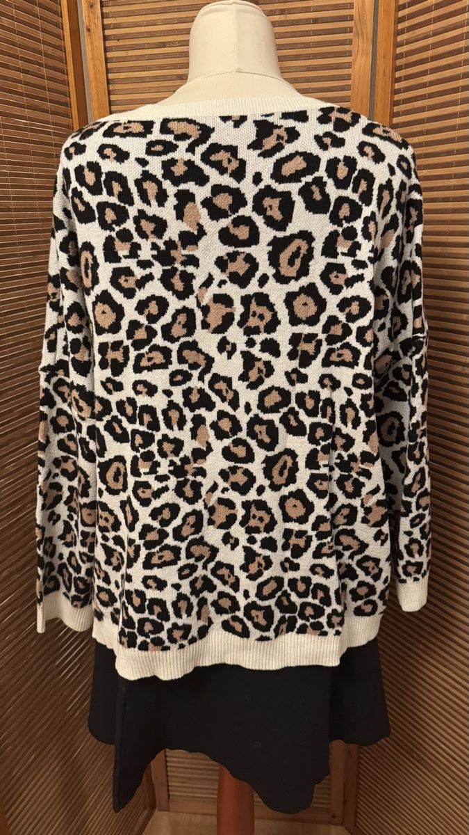 Pullover & Sweatshirts: Pulli von kilky, XL, Tigermuster – Gebraucht aus Gümligen von morticiaaddams 1
