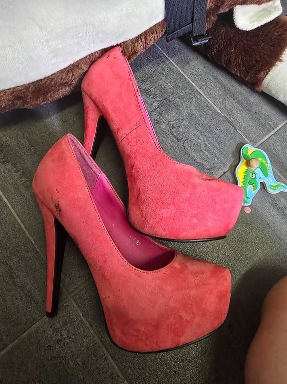 Damenschuhe: High Heels – Gebraucht aus Domat/Ems von del_glb5