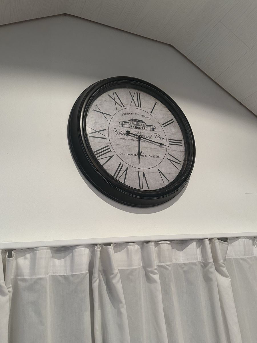 Alle Dekorationen: Grosse Wanduhr im Landhausstil – Gebraucht aus Sirnach von Robine1991 2