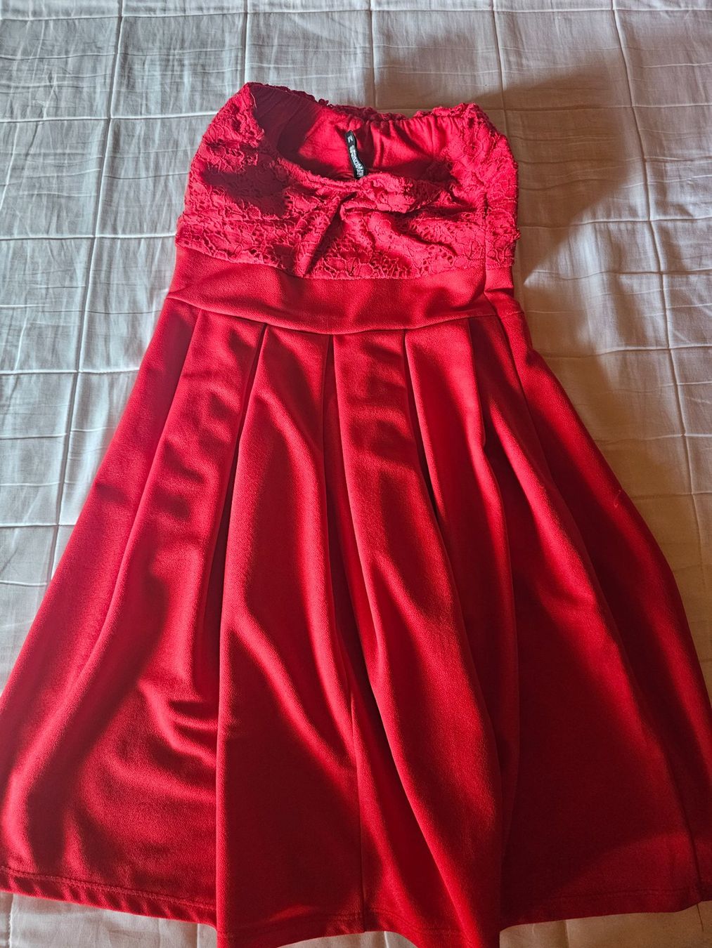 Kleider: Kleid – Gebraucht aus Bad Zurzach von camasp 1