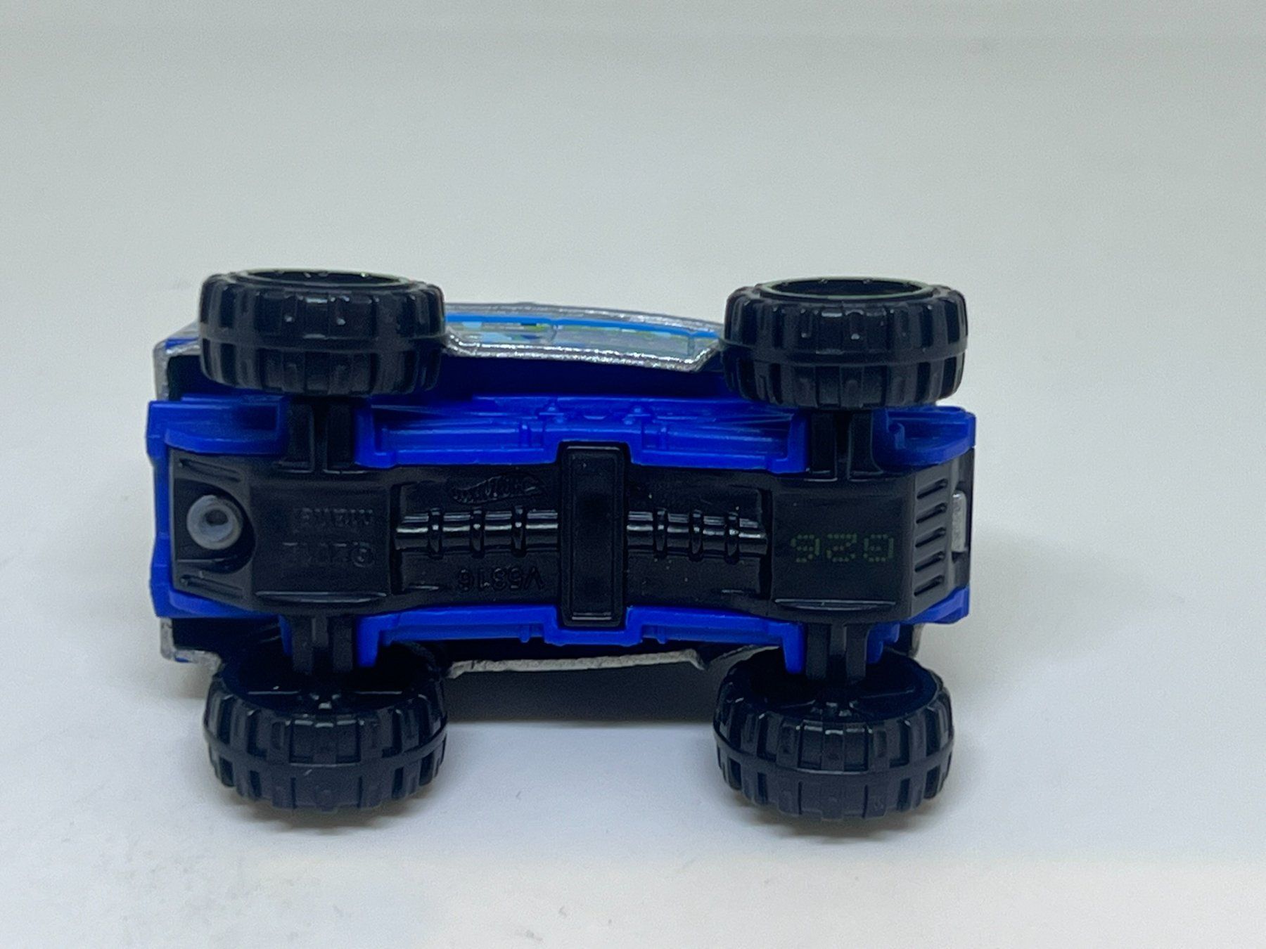 Hot Wheels Modellini d'auto: Hot Wheels Monster Dairy Delivery #307 – Usato da Wildegg venduto da LaaBoutique 3