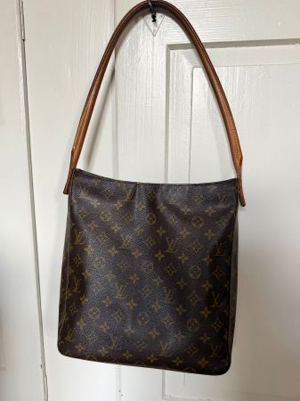 Louis Vuitton Looping bag Vintage, never out of fashion